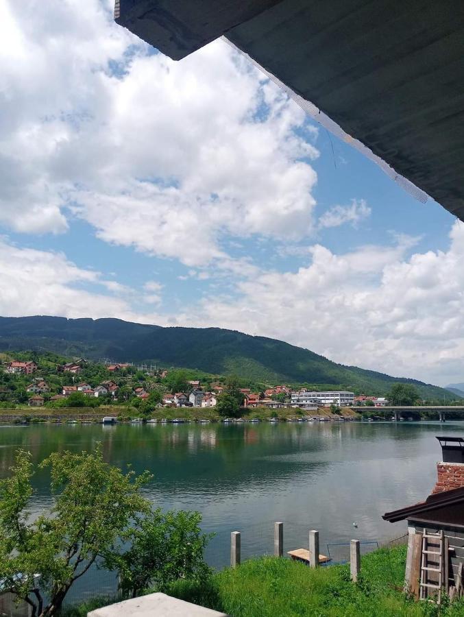 Apartmani Rosa Višegrad Esterno foto